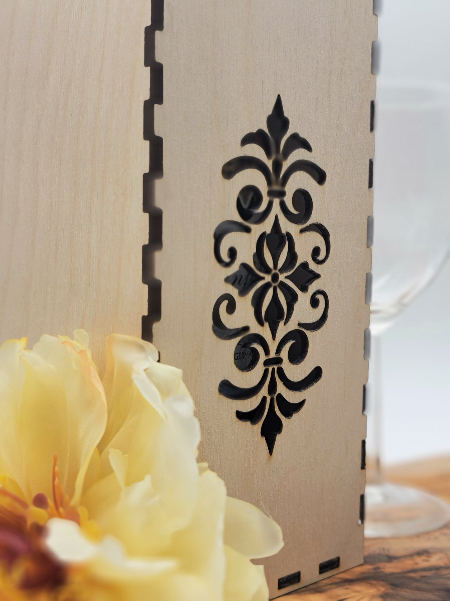 Wooden Wine/Alcohol Gift Box